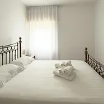 Ada Apartahotel 4*