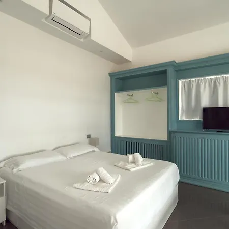 Aparthotel Ada