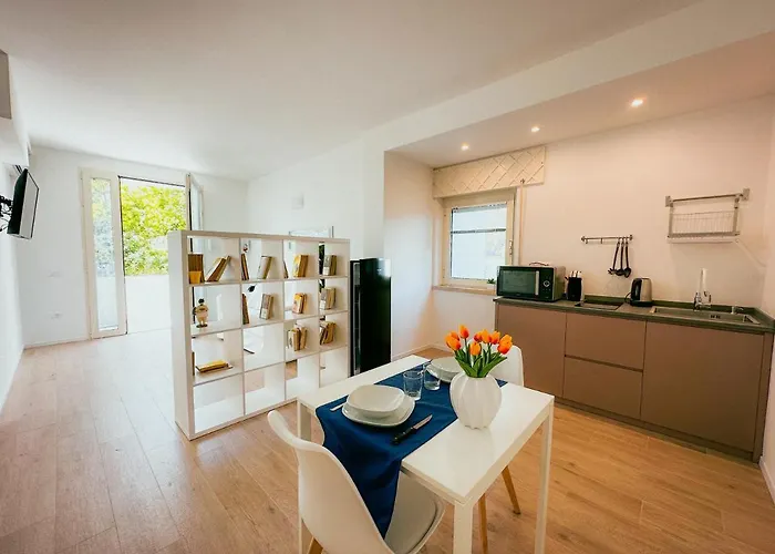 Hotel apartamentowy Ada