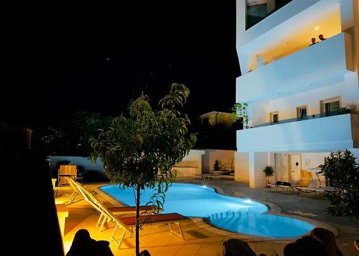 Ada Hotel apartamentowy 4*