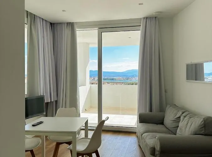 Hotel apartamentowy Ada